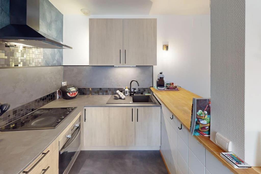 Modern Jungle - Colmar Apartment ภายนอก รูปภาพ